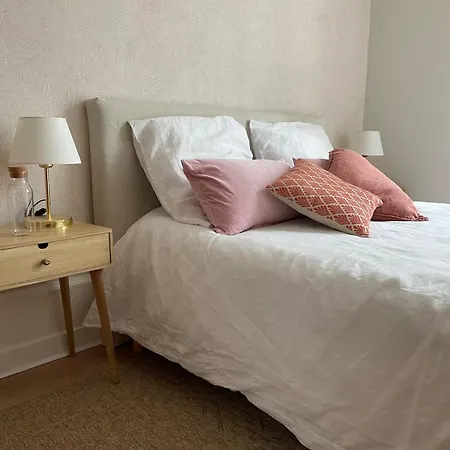 Le Petit Louis Apartament *