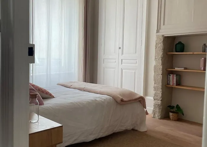 Le Petit Louis Apartament