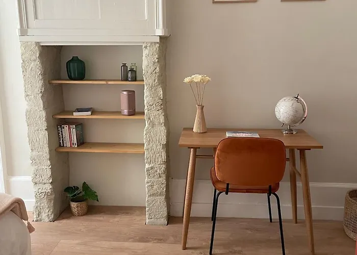 Le Petit Louis Apartment *